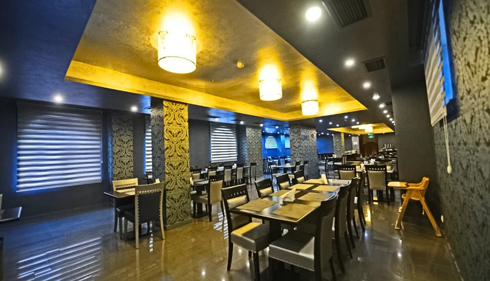 هتل آستوریا تفلیس